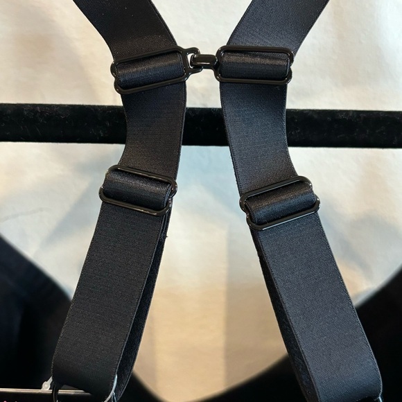 TORRID CURVE Sz 42H Underwire Adjustable J-Hook Medium Support Sports Bra NEW - Picture 10 of 13